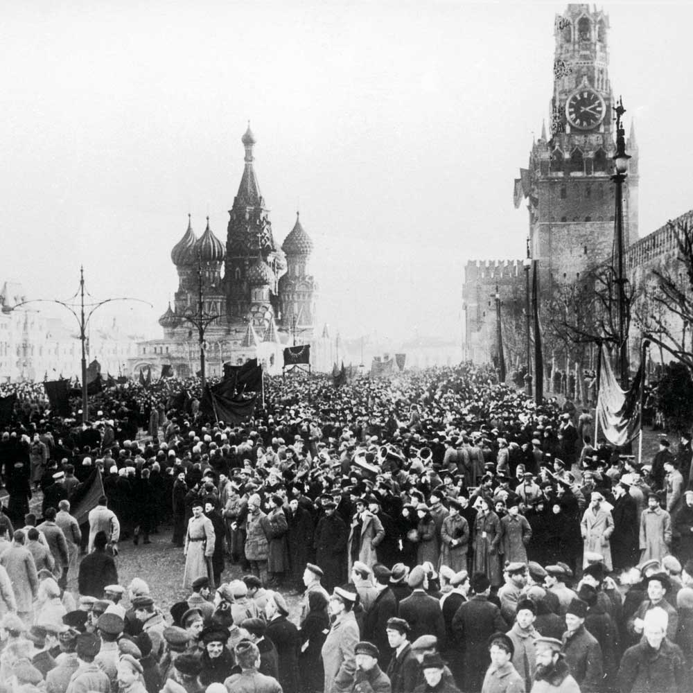 A mass rally takes place during the October Revolution